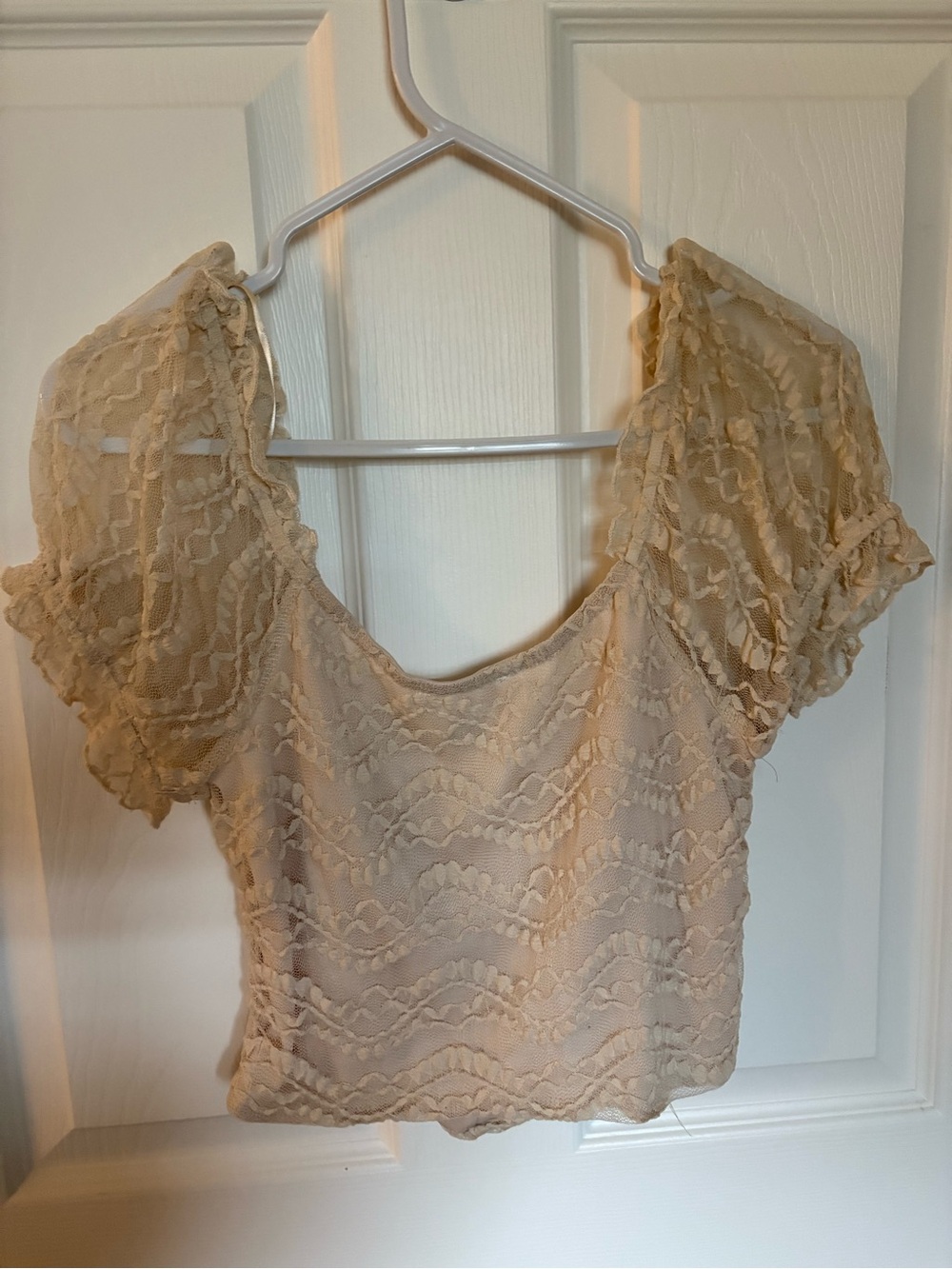 Urban Romantics Ruched Top M - Picture 2 of 3